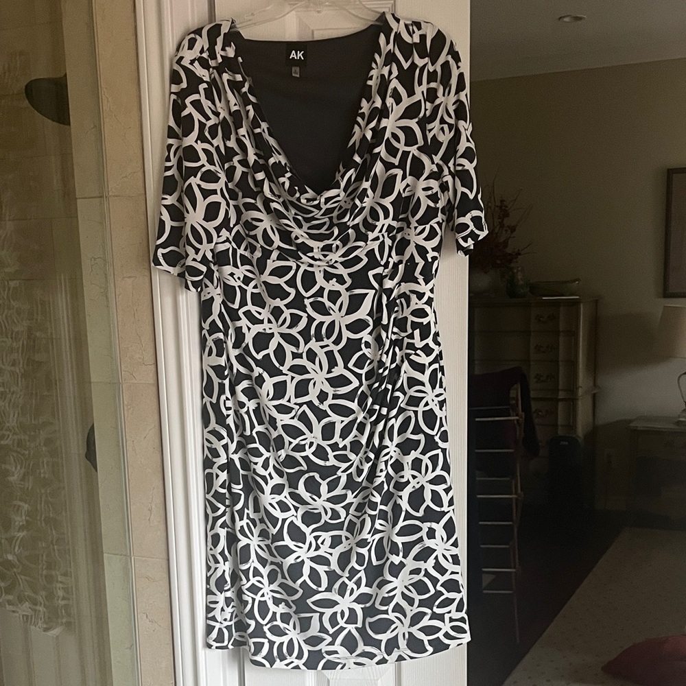 Anne Klein Black and White Geometric Cowl Midi Dress